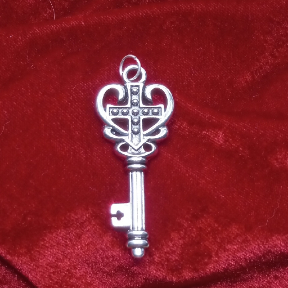 Silver Cross Key Pendant